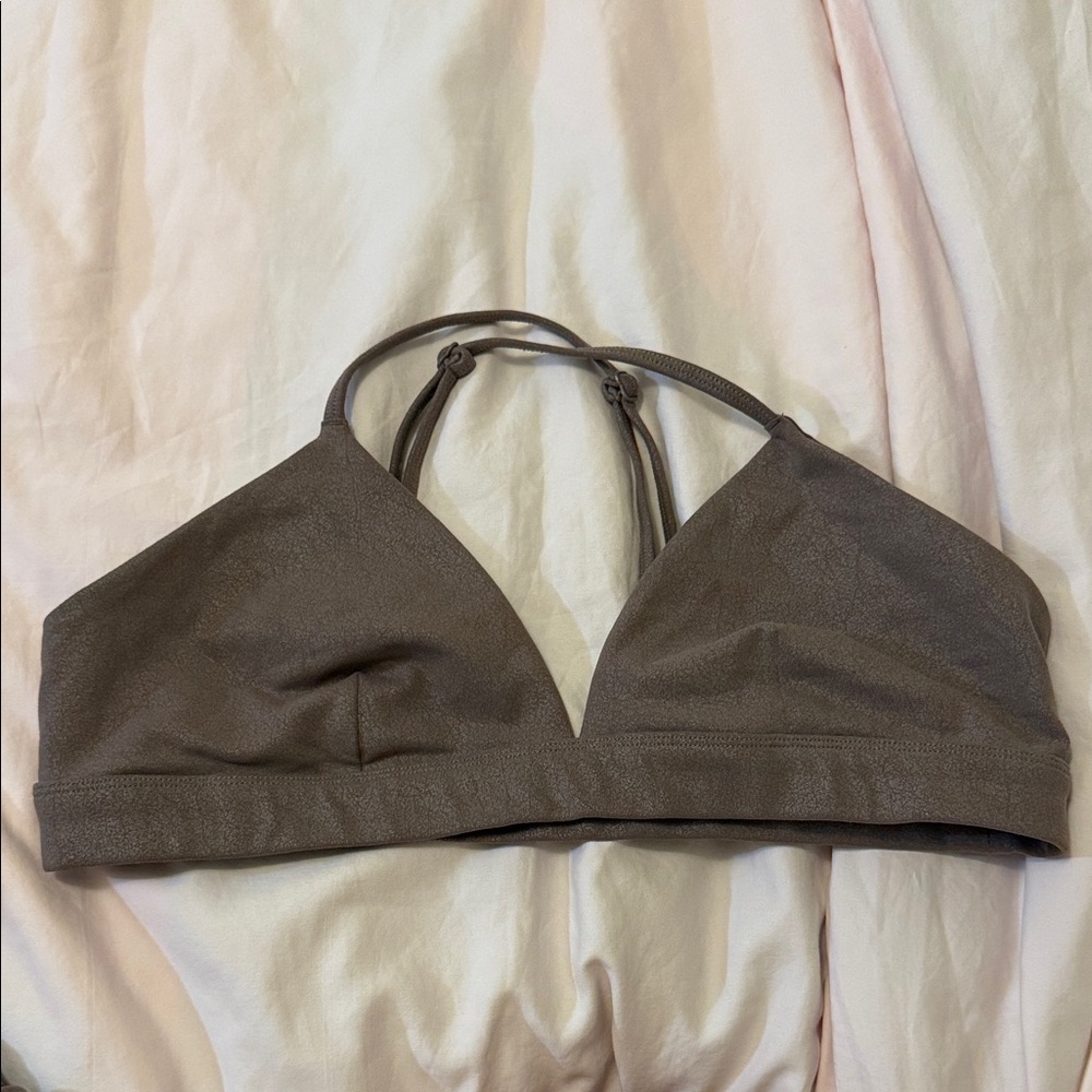 ALO Yoga Tan Activewear Set - Picture 10 of 15